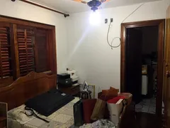 Sobrado com 3 Quartos à venda, 330m² no Embuema, Embu das Artes - Foto 18