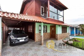 Casa com 4 Quartos à venda, 224m² no Vila Nova, Porto Alegre - Foto 2