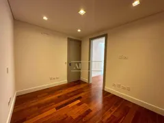 Casa de Condomínio com 4 Quartos à venda, 600m² no Alphaville Residencial 1, Barueri - Foto 32