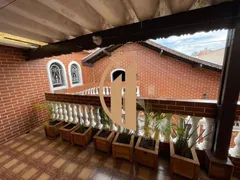Casa com 3 Quartos à venda, 257m² no Vila Scarpelli, Santo André - Foto 4