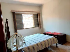 Casa com 3 Quartos à venda, 210m² no Jardim das Gaivotas, Araraquara - Foto 14