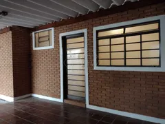 Casa com 3 Quartos à venda, 214m² no Vila Santa Maria, Araraquara - Foto 24