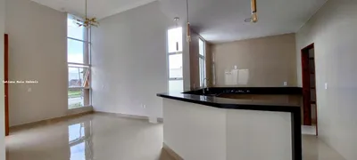 Casa de Condomínio com 3 Quartos à venda, 200m² no Cajupiranga, Parnamirim - Foto 4