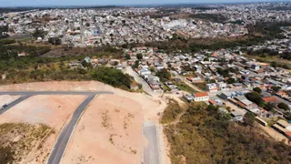 Terreno / Lote / Condomínio à venda, 200m² no Maria Helena, Divinópolis - Foto 7