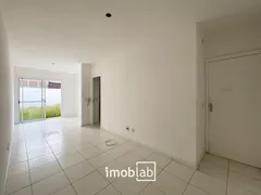 Casa de Condomínio com 2 Quartos para alugar, 49m² no Três Vendas, Pelotas - Foto 1