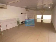 Loja / Salão / Ponto Comercial para alugar, 420m² no Passo D areia, Porto Alegre - Foto 11