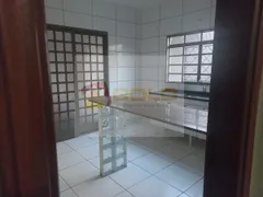 Casa com 3 Quartos à venda, 200m² no Lagoinha, Uberlândia - Foto 5