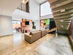 Sobrado com 4 Quartos para alugar, 242m² no PORTAL DO SOL GREEN, Goiânia - Foto 4