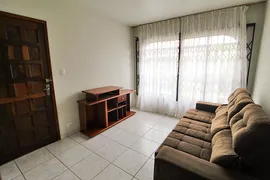 Casa com 4 Quartos para alugar, 170m² no Capão Raso, Curitiba - Foto 3