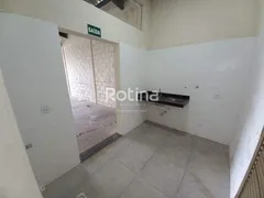 Casa Comercial para alugar, 92m² no Residencial Fruta do Conde, Uberlândia - Foto 4