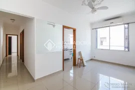 Apartamento com 2 Quartos à venda, 60m² no Floresta, Porto Alegre - Foto 2