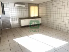 Casa com 1 Quarto para alugar, 832m² no Centro, Uberlândia - Foto 23