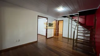 Sobrado com 2 Quartos à venda, 226m² no Jardim Tarobá, Foz do Iguaçu - Foto 7