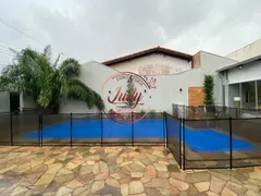 Casa com 3 Quartos à venda, 310m² no Planalto, Uberlândia - Foto 9