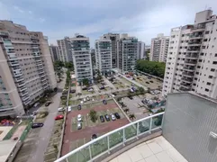 Cobertura com 2 Quartos para alugar, 139m² no Jacarepaguá, Rio de Janeiro - Foto 31