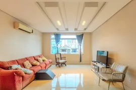 Apartamento com 3 Quartos para alugar, 137m² no Rio Branco, Porto Alegre - Foto 1