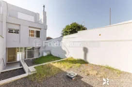 Casa com 3 Quartos à venda, 204m² no Jardim Itú Sabará, Porto Alegre - Foto 7
