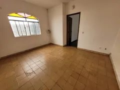 Casa com 3 Quartos à venda, 360m² no Novo Progresso, Contagem - Foto 5