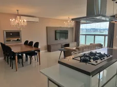 Apartamento com 4 Quartos para alugar, 184m² no Frente Mar Centro, Balneário Camboriú - Foto 5