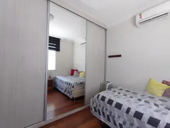 Casa com 3 Quartos à venda, 263m² no Santa Cruz, Belo Horizonte - Foto 2