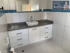 Apartamento com 3 Quartos para alugar, 153m² no Espinheiro, Recife - Foto 13