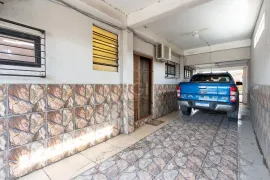 Sobrado com 3 Quartos à venda, 301m² no Cavalhada, Porto Alegre - Foto 2