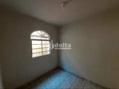 Casa com 3 Quartos à venda, 120m² no Daniel Fonseca, Uberlândia - Foto 7