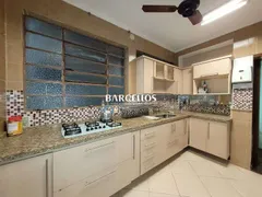 Casa com 6 Quartos à venda, 288m² no Jardim Itú Sabará, Porto Alegre - Foto 9