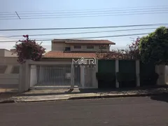 Casa com 3 Quartos à venda, 260m² no Vila Harmonia, Araraquara - Foto 1