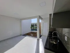 Casa de Condomínio com 2 Quartos à venda, 64m² no Jardim Imperial, Cuiabá - Foto 2