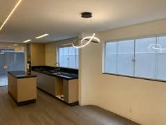 Casa de Condomínio com 3 Quartos à venda, 250m² no Jardim Santa Cruz, São Paulo - Foto 7