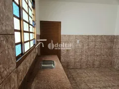 Casa com 3 Quartos à venda, 200m² no Santa Mônica, Uberlândia - Foto 10