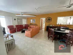 Casa com 6 Quartos à venda, 392m² no Foguete, Cabo Frio - Foto 5