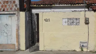 Casa com 1 Quarto para alugar, 30m² no Cristo Redentor, Fortaleza - Foto 1