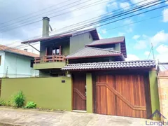 Casa com 3 Quartos à venda, 249m² no Desvio Rizzo, Caxias do Sul - Foto 1