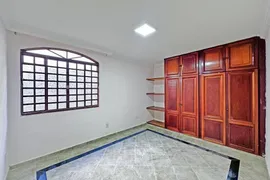 Casa de Condomínio com 4 Quartos para alugar, 240m² no Jardim Atlântico, Goiânia - Foto 11