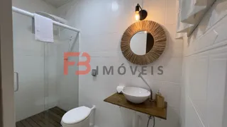 Casa com 3 Quartos para alugar, 120m² no Canto Grande, Bombinhas - Foto 13