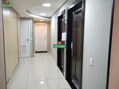 Apartamento com 1 Quarto para alugar, 51m² no Centro, Maringá - Foto 9