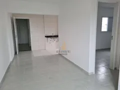 Apartamento com 2 Quartos para alugar, 47m² no Santa Terezinha, São Bernardo do Campo - Foto 2