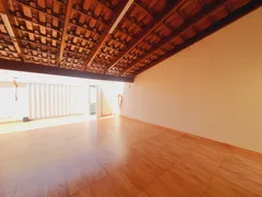 Casa com 3 Quartos à venda, 150m² no Santa Rosa, Uberlândia - Foto 14