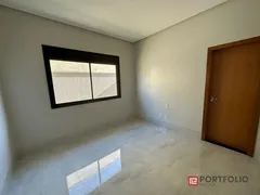 Casa de Condomínio com 4 Quartos à venda, 238m² no Residencial Goiânia Golfe Clube, Goiânia - Foto 6