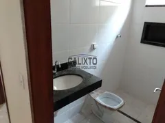 Casa com 2 Quartos à venda, 70m² no Jardim Sucupira, Uberlândia - Foto 4