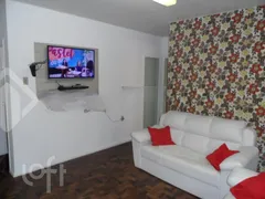 Apartamento com 2 Quartos à venda, 51m² no Cristal, Porto Alegre - Foto 2