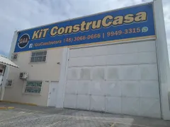 Galpão / Depósito / Armazém com 1 Quarto para alugar, 300m² no Caminho Novo, Palhoça - Foto 1