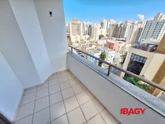 Apartamento com 2 Quartos para alugar, 112m² no Centro, Florianópolis - Foto 12