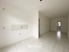 Casa de Condomínio com 2 Quartos para alugar, 49m² no Três Vendas, Pelotas - Foto 6