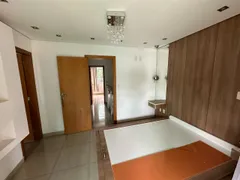 Casa com 3 Quartos à venda, 160m² no Santa Amélia, Belo Horizonte - Foto 15