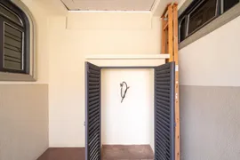 Casa com 4 Quartos para alugar, 266m² no Setor Bueno, Goiânia - Foto 30