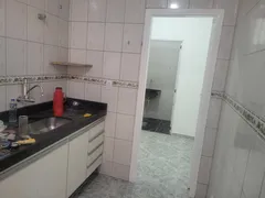 Casa com 2 Quartos para alugar, 120m² no Heliópolis, Belo Horizonte - Foto 44