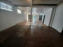 Loja / Salão / Ponto Comercial para alugar, 150m² no Osvaldo Rezende, Uberlândia - Foto 4